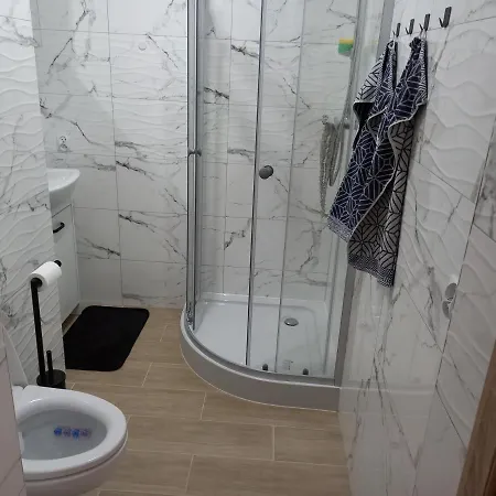 Mieszkanie 2 Pokoje Apartment *